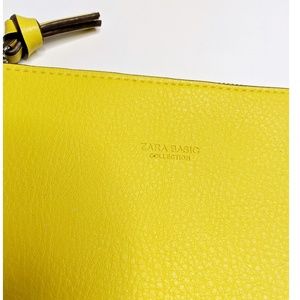 Zara Bags - Zara Basic Collection Yellow Wristlet NWOT Zara Bags - Zara Basic Collection Yellow Wristlet NWOT